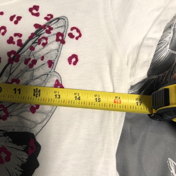 Hybrid Sz M top w/fushia/Pink spots & butterflies - Picture 5 of 12